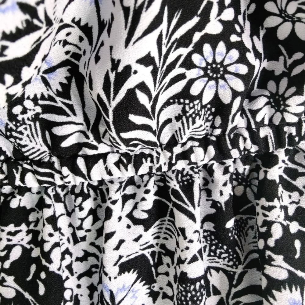 Pretty Flowy Dress EUC - Picture 5 of 13